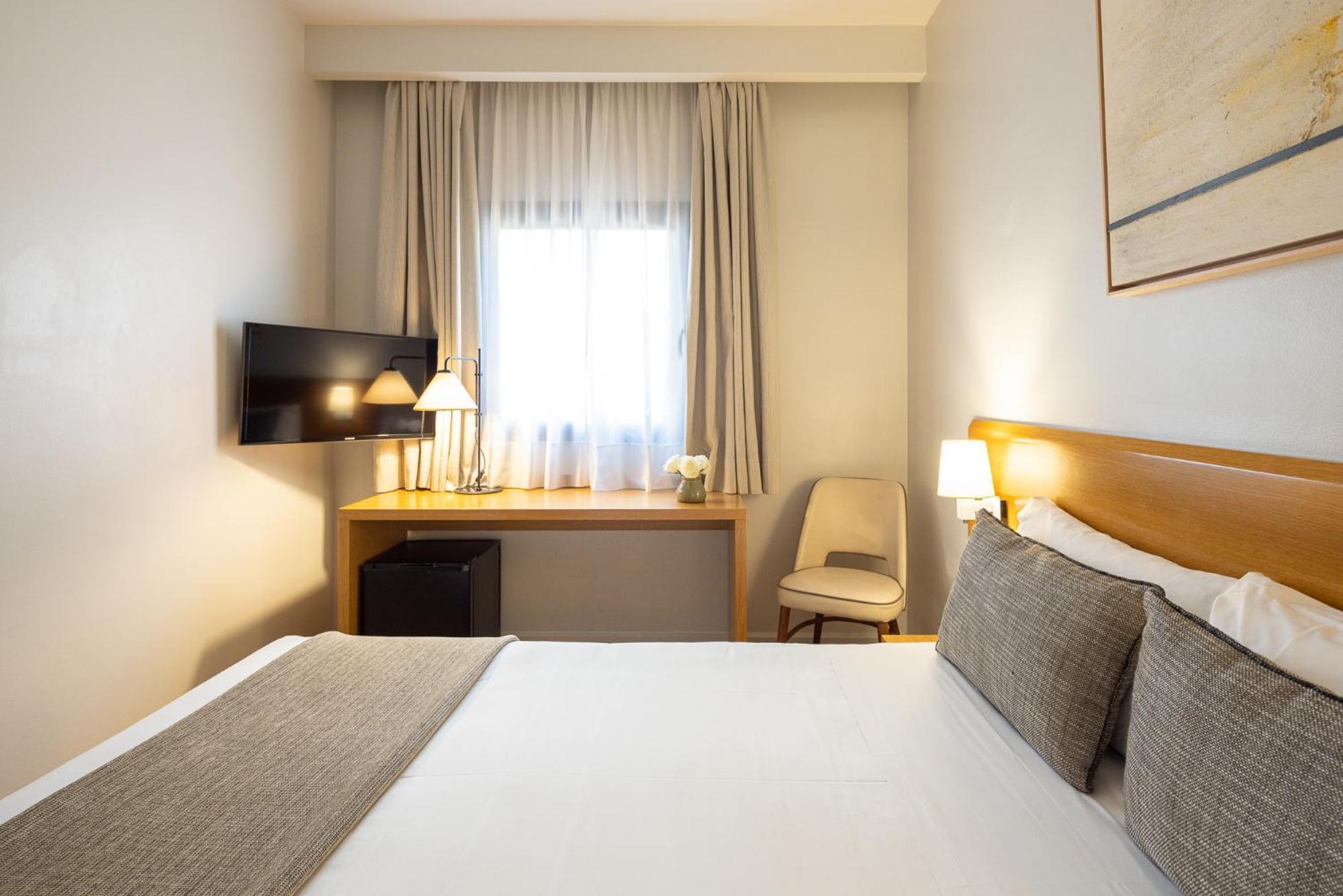 Arc La Rambla Hotel Барселона Екстериор снимка