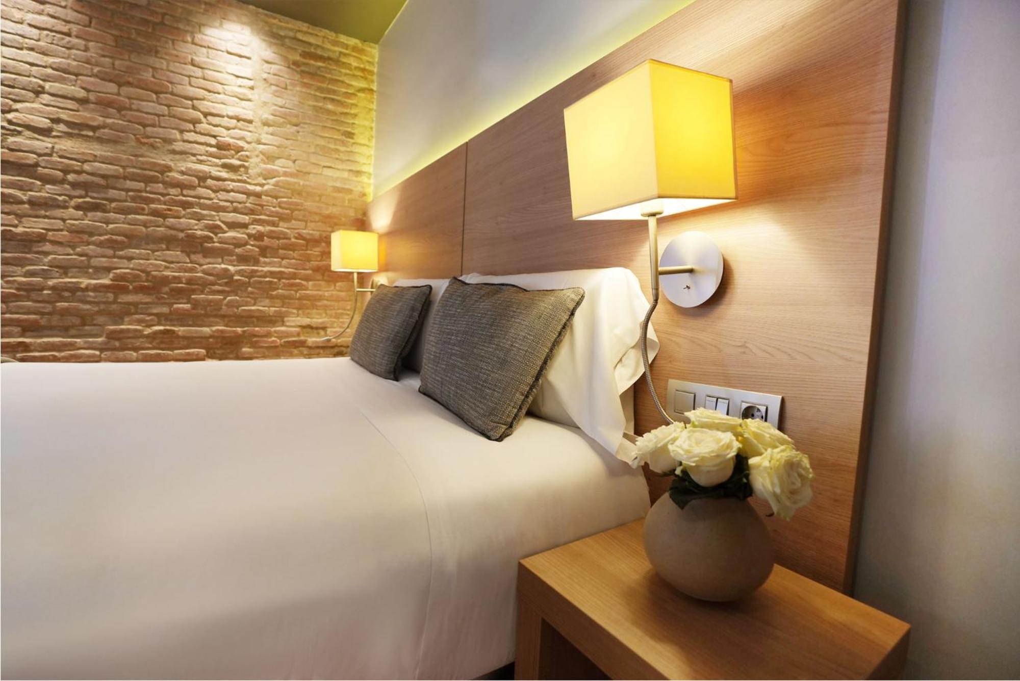 Arc La Rambla Hotel Барселона Екстериор снимка