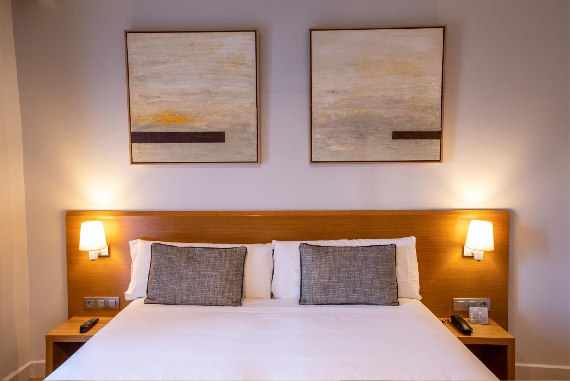 Arc La Rambla Hotel Барселона Екстериор снимка