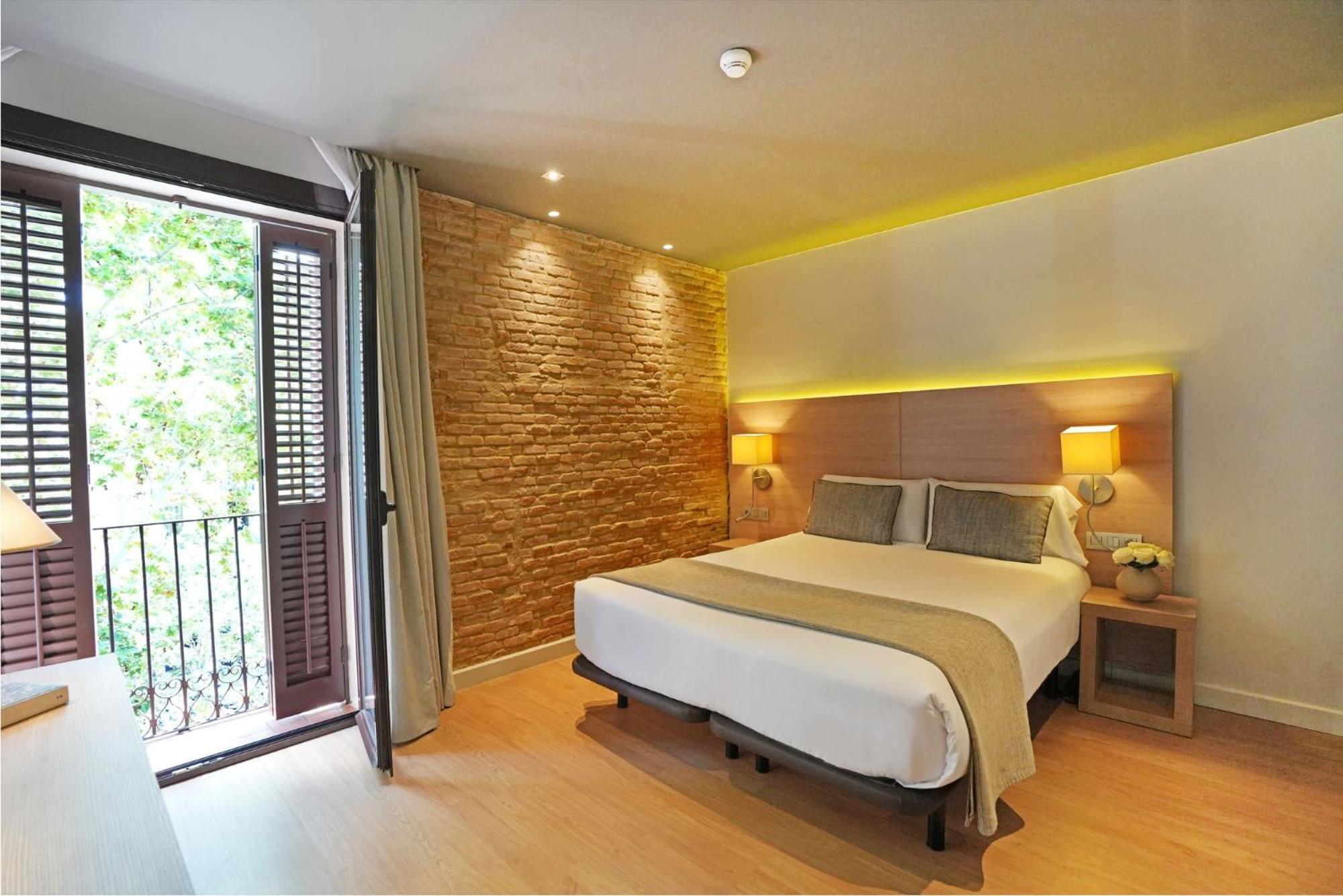 Arc La Rambla Hotel Барселона Екстериор снимка