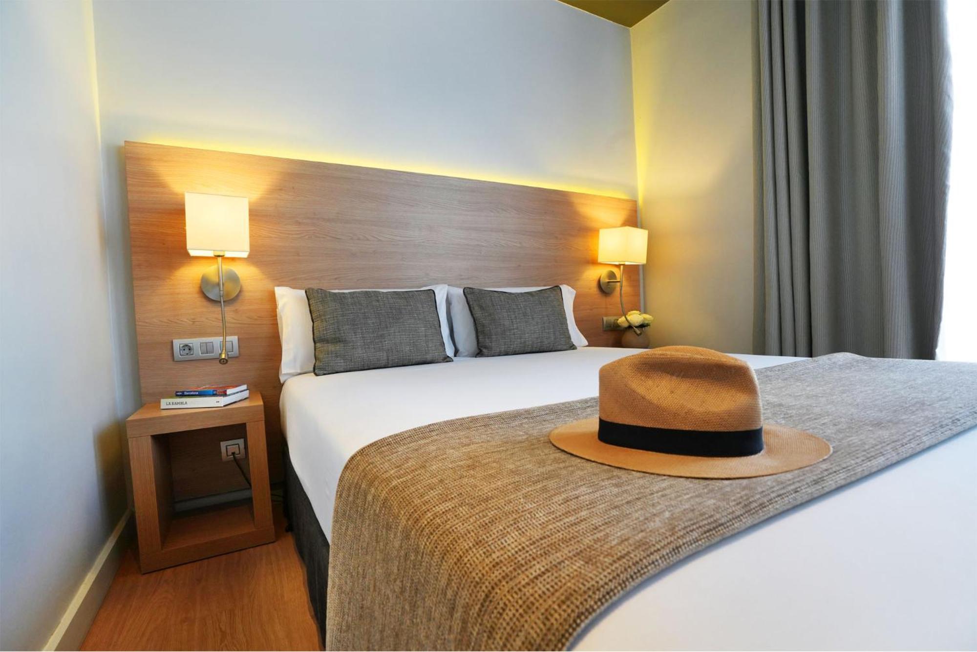 Arc La Rambla Hotel Барселона Екстериор снимка