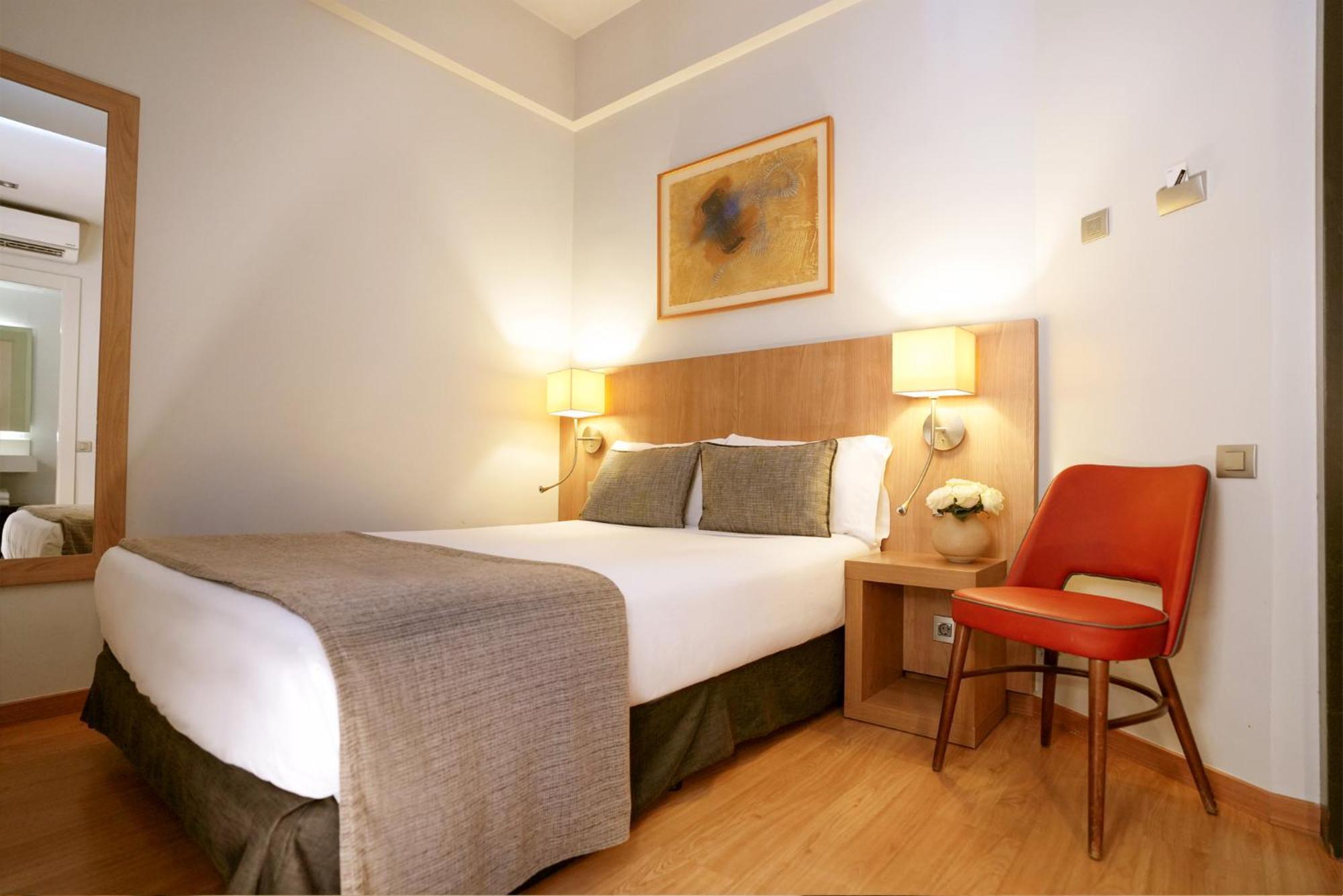 Arc La Rambla Hotel Барселона Екстериор снимка