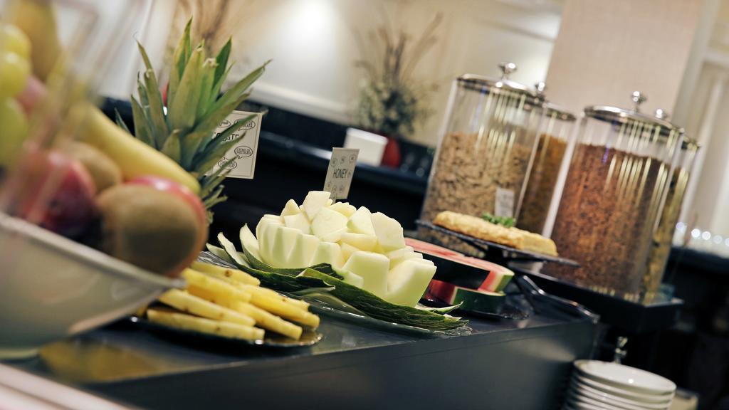 Arc La Rambla Hotel Барселона Екстериор снимка