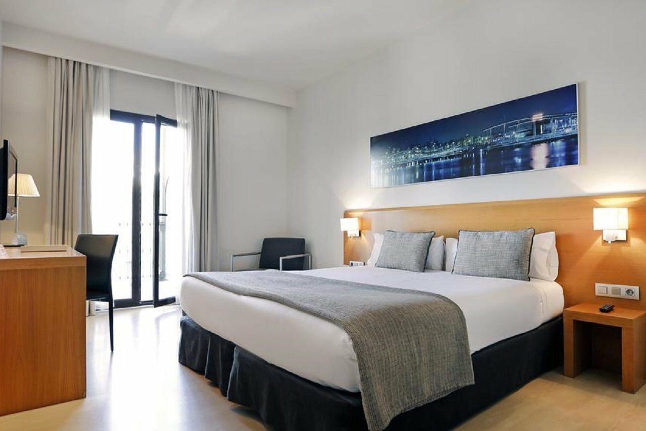 Arc La Rambla Hotel Барселона Екстериор снимка